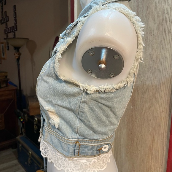 Denim vest small - Picture 5 of 8